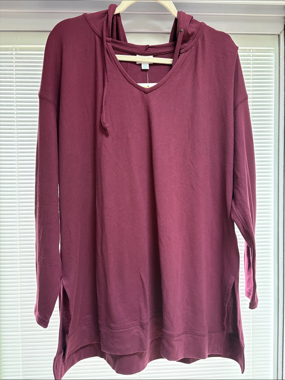 LuLaRoe Burgundy V-Neck Hooded Pullover